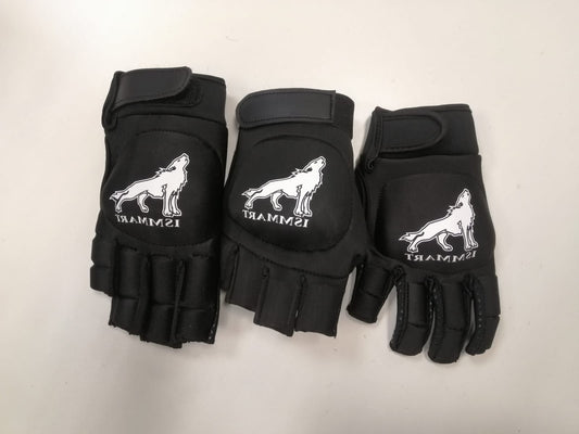 ہاکی کے دستانے وسط