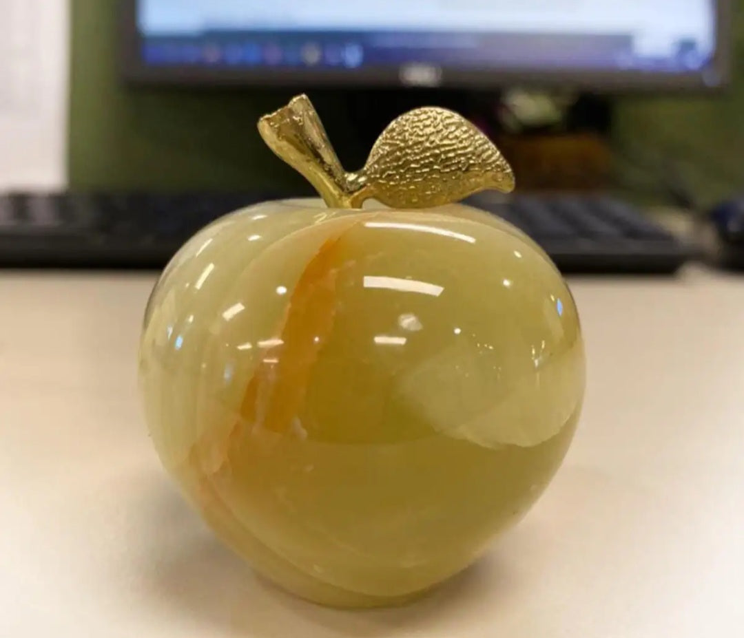 Marble Apple Home Decoration Item, show piece for room, office, dinning  and study tables, beautiful paper weight