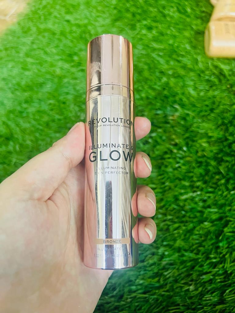 Revolution Illuminate & Glow Skin Perfector