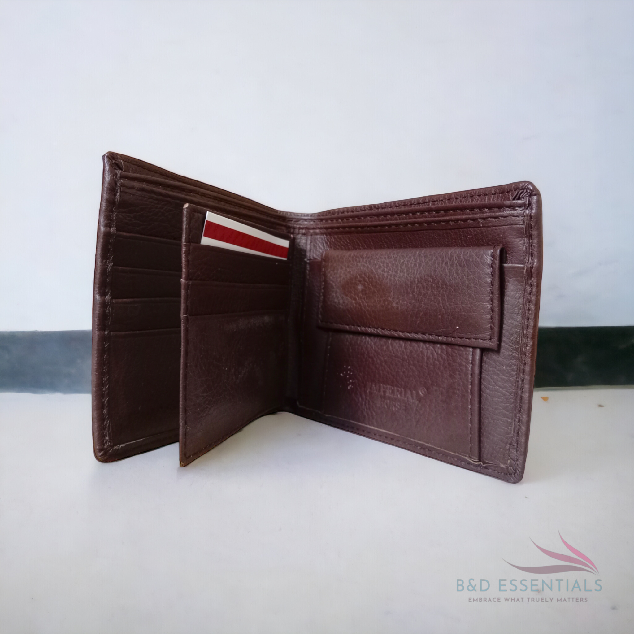 IMPERIAL HORSE: Genuine Leather Wallets and Spacious Cardholder